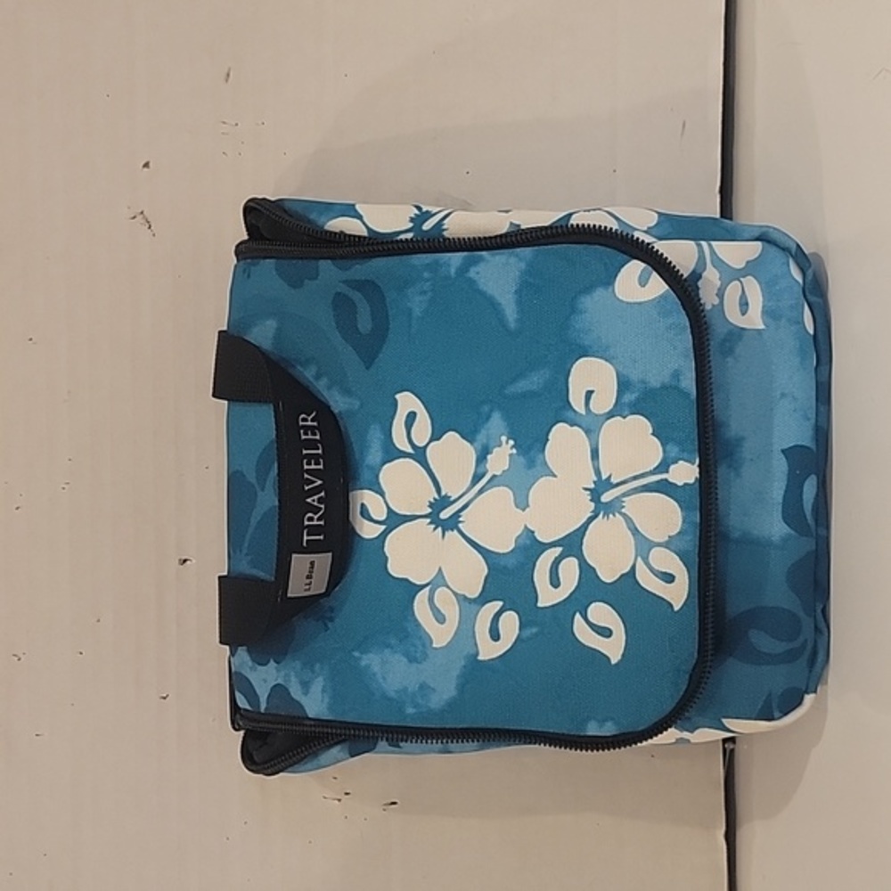 L.L. BEAN TRAVELER CARRY‎ BAG